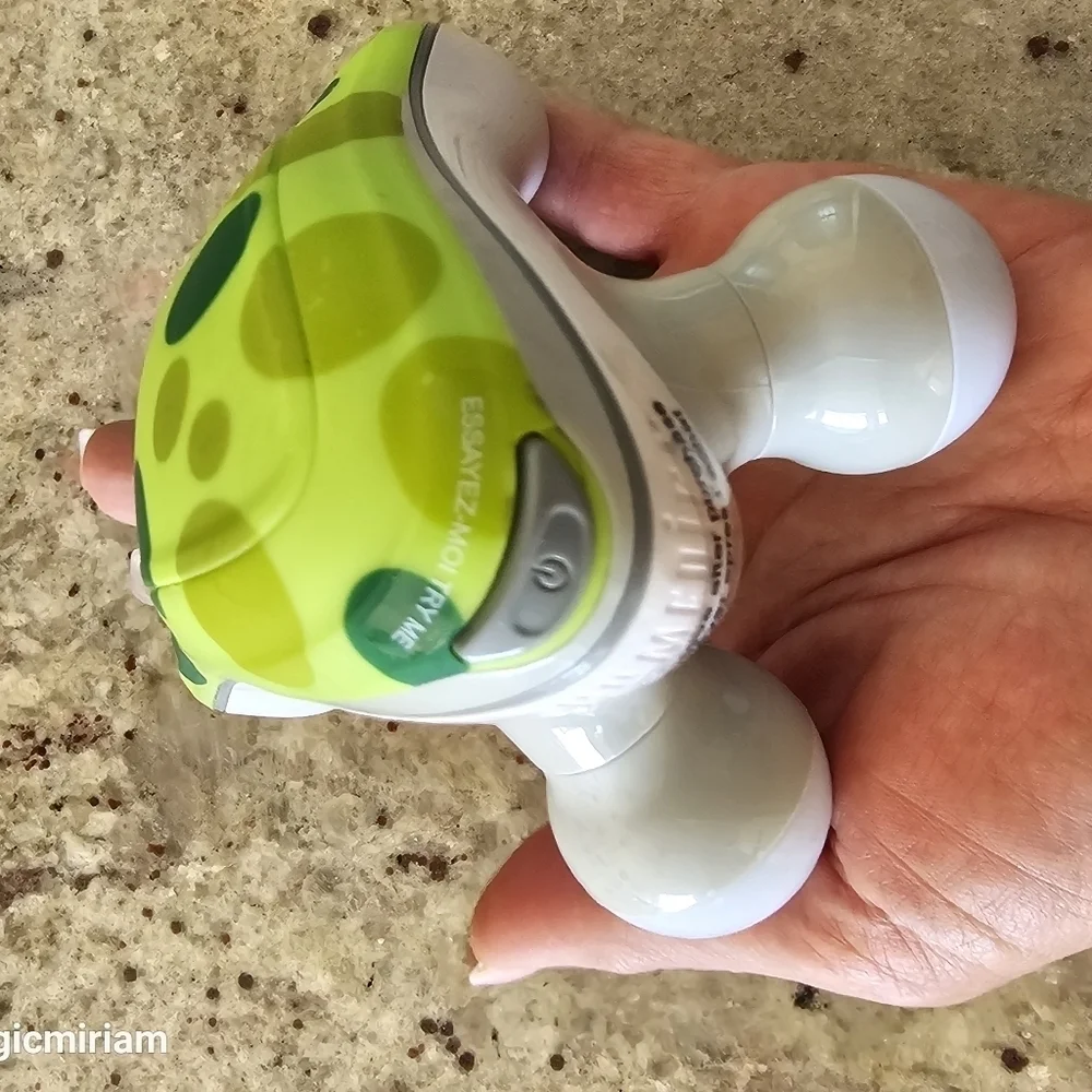 HoMedics Ribbit Mini Handheld Massager - Picture 11 of 12